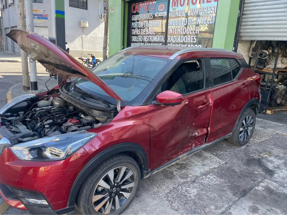 Nissan Kicks Lateral Derecho